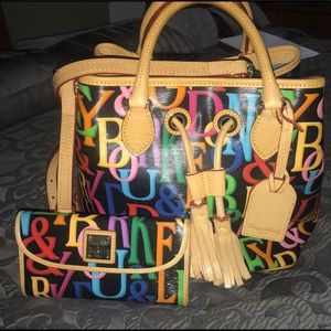 Dooney & Bourke matching set